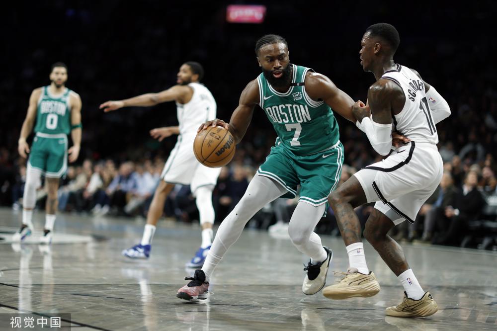 使得他在对 使得他在对